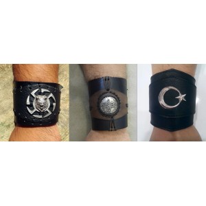 Erkek Bileklik Modelleri: Kaliteli Deri ve Uygun Fiyatlar Deri Sitesi'nde!