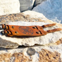 Tengri Göktürk Tamga Baskılı Deri Bileklik - Çift Kayışlı Model - Kolye Hediyeli