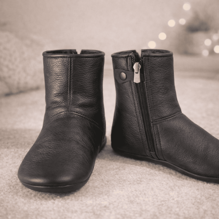 Hakiki deri kürklü siyah ev ayakkabısı mest modeli