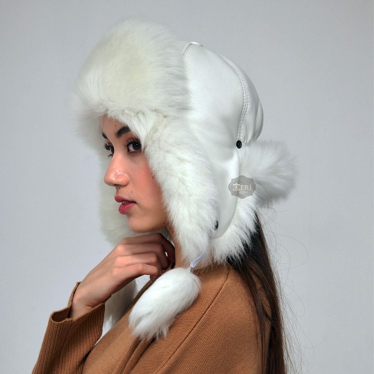 Bengü Beyaz Kürklü Kadın Deri Şapka, Börk Modelimiz - BŞ165