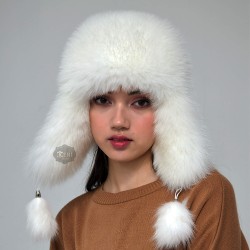 Beyaz Tilki Kürklü Ushanka Kadın Deri Şapka | Sıcaklık ve Şıklığın Buluştuğu Nokta Beyaz Tilki Kürklü Ushanka Kadın Deri Şapka | Sıcaklık ve Şıklığın Buluştuğu Nokta