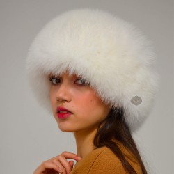 Zarif ve Sıcak: Beyaz Tilki Kürklü Hakiki Deri Kadın Kalpak - Derisitesi Zarif ve Sıcak: Beyaz Tilki Kürklü Hakiki Deri Kadın Kalpak - Derisitesi