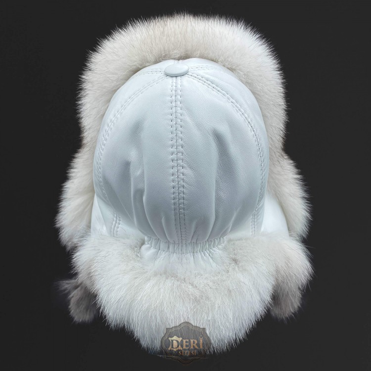 Stay Stylish and Warm: White Fox Fur Ushanka Women's Leather Hat - Derisitesi Stay Stylish and Warm: White Fox Fur Ushanka Women's Leather Hat - Derisitesi