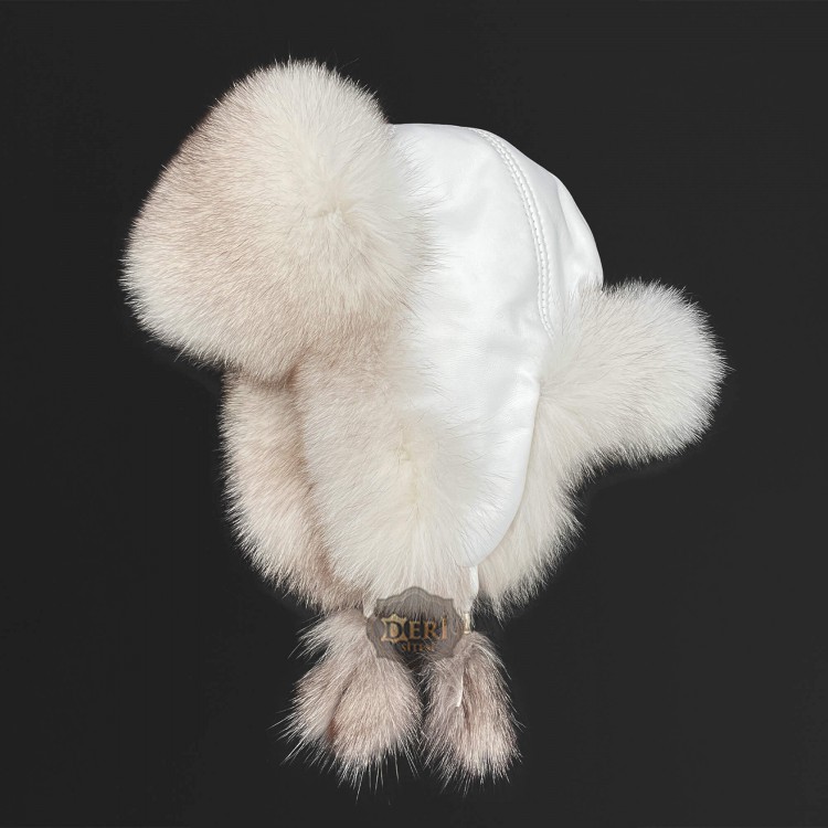 Stay Stylish and Warm: White Fox Fur Ushanka Women's Leather Hat - Derisitesi Stay Stylish and Warm: White Fox Fur Ushanka Women's Leather Hat - Derisitesi