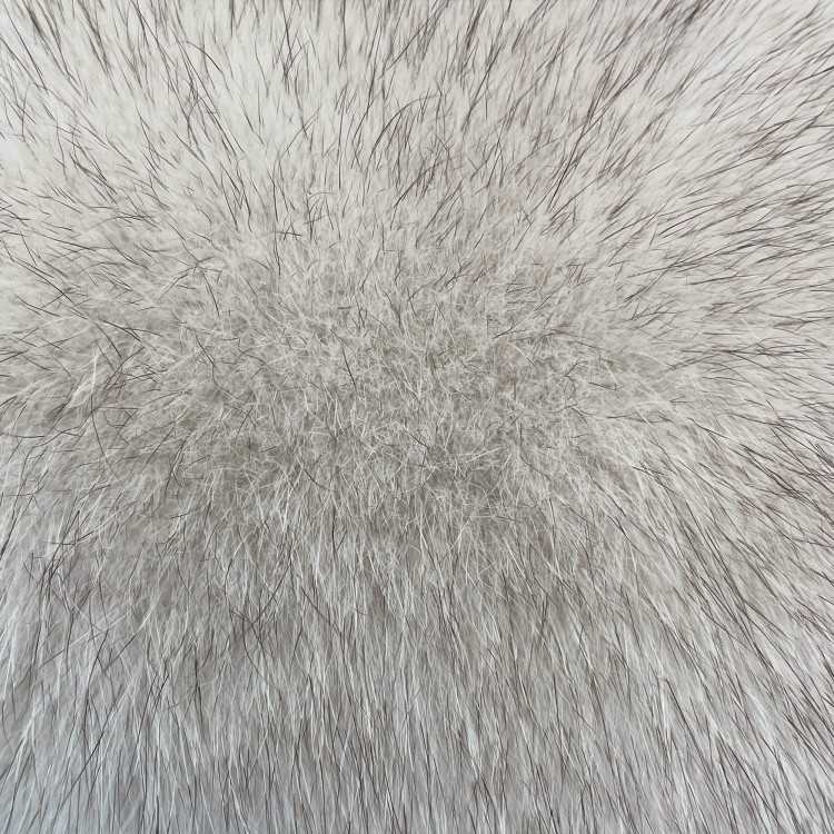 Stay Stylish and Warm: White Fox Fur Ushanka Women's Leather Hat - Derisitesi Stay Stylish and Warm: White Fox Fur Ushanka Women's Leather Hat - Derisitesi