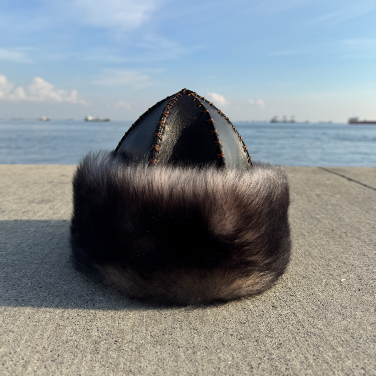 Okçuluk Tegin Boz Börk - Bozkurt Tüyü Desenli Hakiki Deri Şapka 