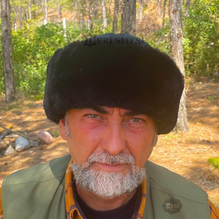 Erkek Koyun Derisi Siyah Şapka - Kürklü Kışlık Outdoor Şapka Erkek Koyun Derisi Siyah Şapka - Kürklü Kışlık Outdoor Şapka