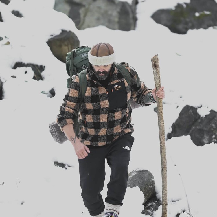 Uygun Fiyatlı Yaban Deri Börk - El İşçiliğiyle Üretilmiş Hakiki Deri Şapka Doğal Deriden El İşçiliğiyle Üretilmiş Erkek Kışlık Deri Börk - İç Kürklü, Soğuğa Karşı Koruma