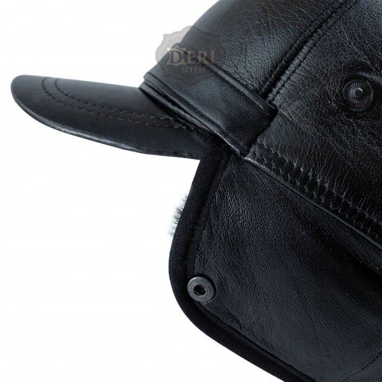 Kulaklıklı Siperli Kışlık Deri Şapka (Renk Siyah) - Ş061