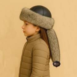 Girls’ Winter Sheepskin Leather Hat – Grey Wolf-Style Fur Tail & Full Lining