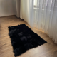 Siyah Parçalı Kuzu Postu Halı ve Seccade – 118x60 cm