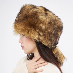 Kadın Kürk Şapkası - Türk Börkü - Kurt Tüyü Desenli Yapay Kürk Kadın Kürk Şapkası - Türk Börkü - Kurt Tüyü Desenli Yapay Kürk
