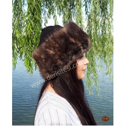 Asena Kurt Tüyü Desenli Kadın Deri Börk, Şapka Modelimiz Asena Kurt Tüyü Desenli Kadın Deri Börk, Şapka Modelimiz