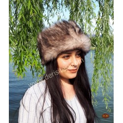 Ay Börü Kurt Tüyü Desenli Kadın Deri Börk, Şapka Modelimiz - BŞ175 Ay Börü Kurt Tüyü Desenli Kadın Deri Börk, Şapka Modelimiz - BŞ175