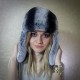 Aybike Gri Tavşan Kürklü Ushanka Kadın Deri Şapka - Derisitesi Gri tavşan kürklü, hakiki deri kadın ushanka şapka.