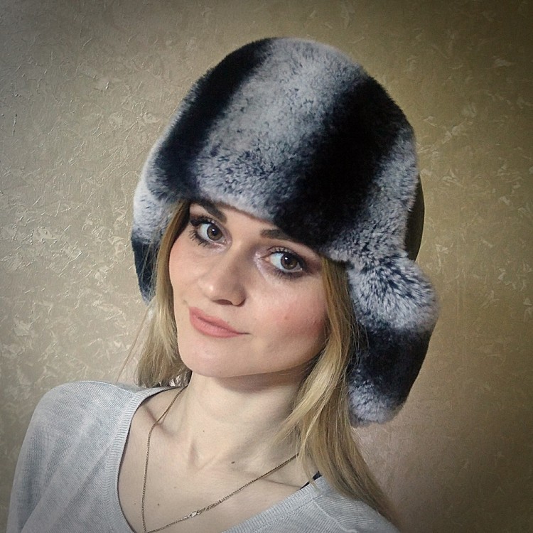 Aybike Gri Tavşan Kürklü Ushanka Kadın Deri Şapka - Derisitesi Gri tavşan kürklü, hakiki deri kadın ushanka şapka.
