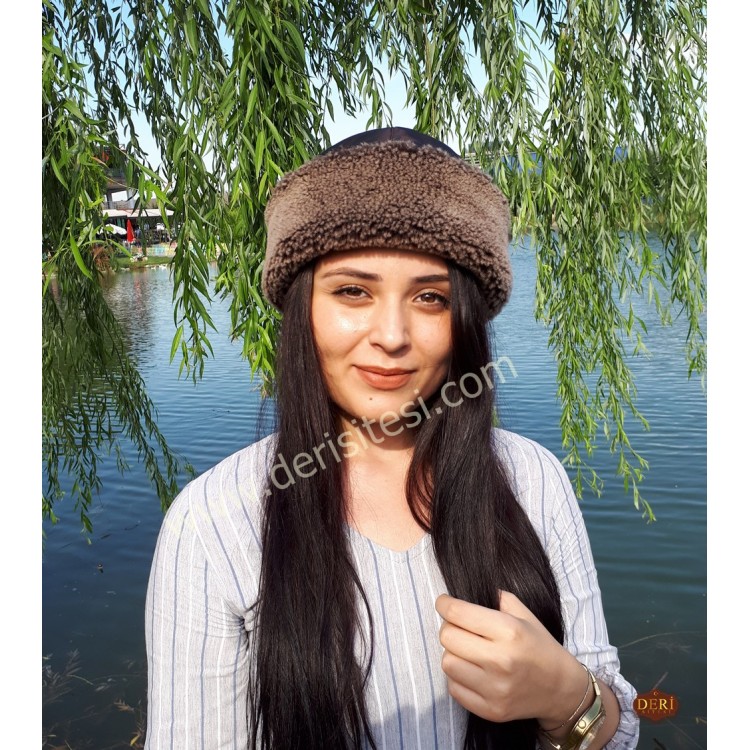 Hanzade Kamuflajlı Kadın Deri Şapka, Börk Modelimiz - BŞ205