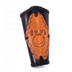 Crescent & Star Leather Armguards (Pair) | Gokturk Script | Derisitesi Crescent & Star Leather Armguards (Pair) | Gokturk Script | Derisitesi