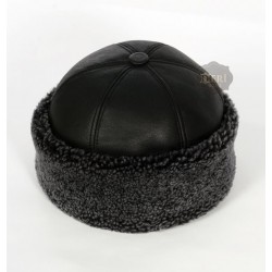 Gri Renk Kıvırcık Tüylü İçi Kürklü Outdoor Deri Şapka - Serdar Modeli - Ş074 Gri Renk Kıvırcık Tüylü İçi Kürklü Outdoor Deri Şapka - Serdar Modeli - Ş074